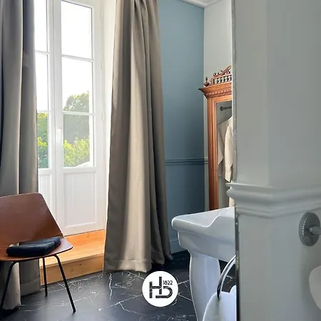 Chateau Hb En Anjou Panzió